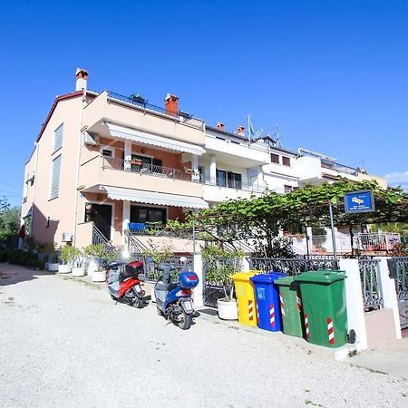Apartments Sonja Rovinj Exterior photo