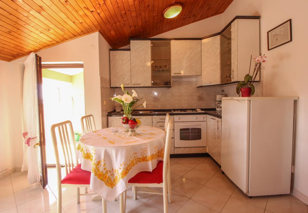Apartments Sonja Rovinj Exterior photo